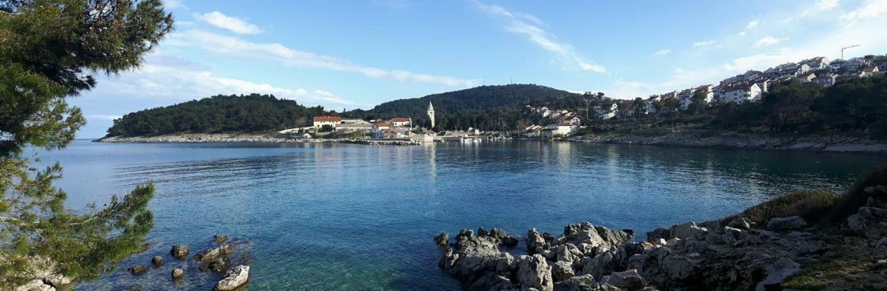 Apartment With Terrace And Sea View Mali Lošinj Exterior foto