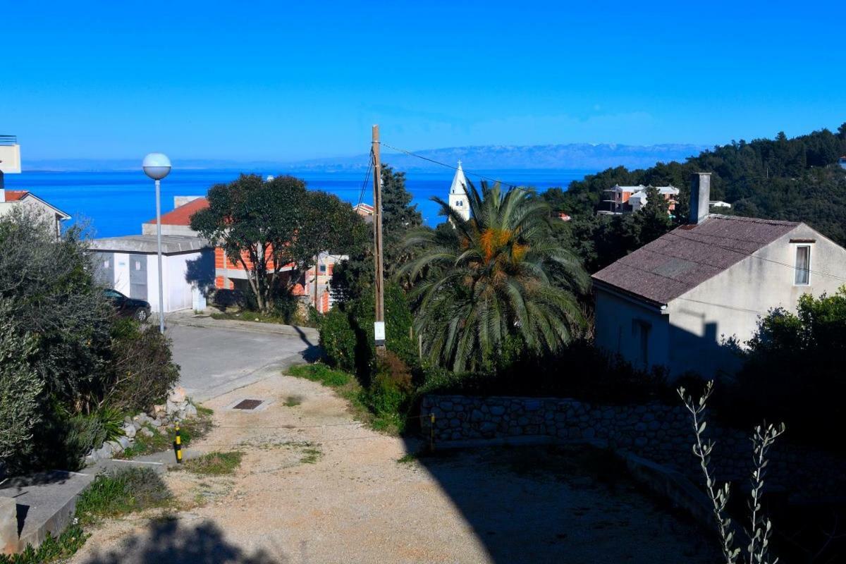 Apartment With Terrace And Sea View Mali Lošinj Exterior foto